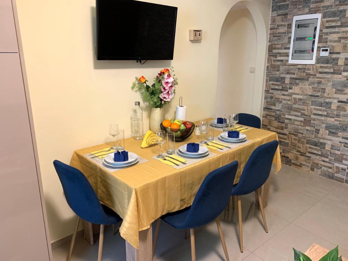 A&B Rhodes City Apartments Екстериор снимка