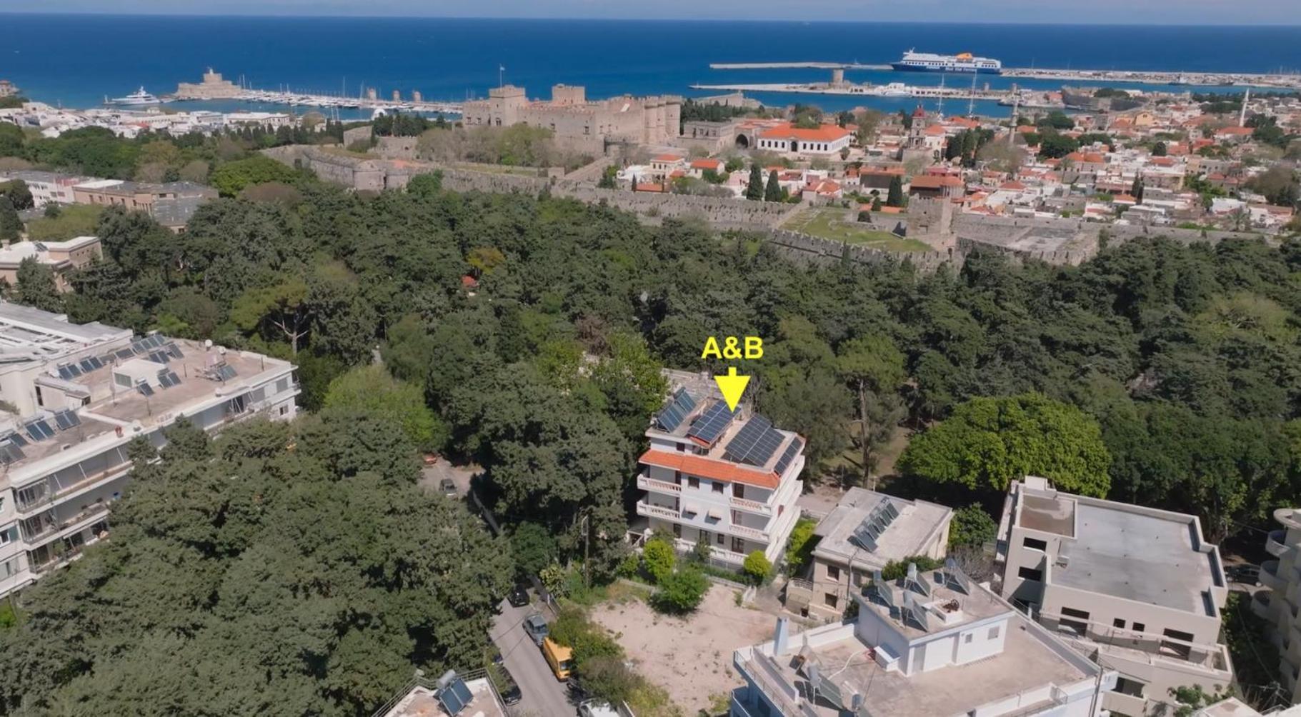 A&B Rhodes City Apartments Екстериор снимка